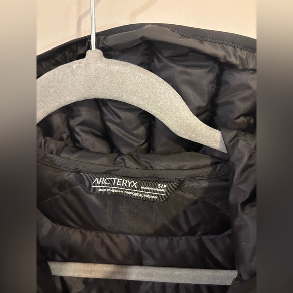 NWT Arc’teryx Cerium Hoody Black Sz Small - Picture 6 of 13
